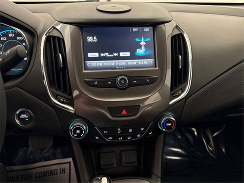 Used 2017 Chevrolet Cruze LT w/ Convenience Package image 39