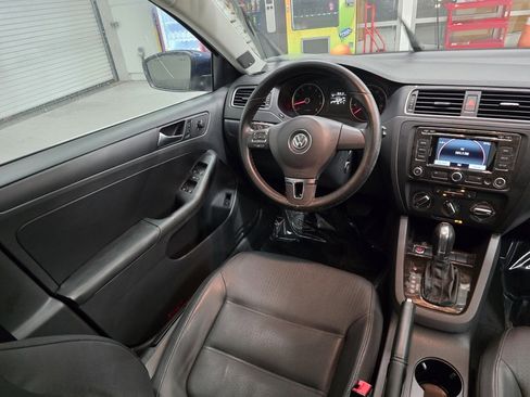 Used 2012 Volkswagen Jetta SEL image 31