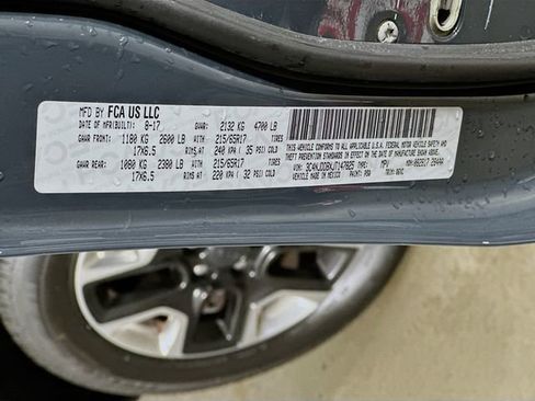 Used 2018 Jeep Compass Trailhawk w/ Navigation Group image 32