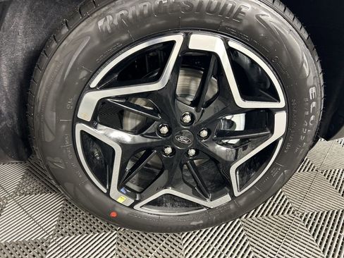 New 2026 Ford Escape Platinum image 5