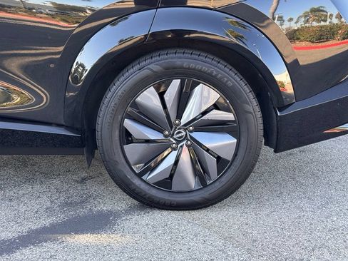 Certified 2023 Nissan Ariya FWD image 10