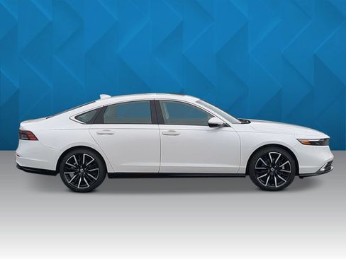 New 2026 Honda Accord Touring image 7