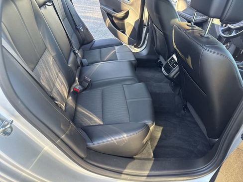 Used 2014 Chevrolet Impala LT w/ Convenience Package image 11