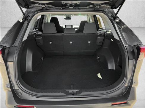 Used 2024 Toyota RAV4 LE image 8