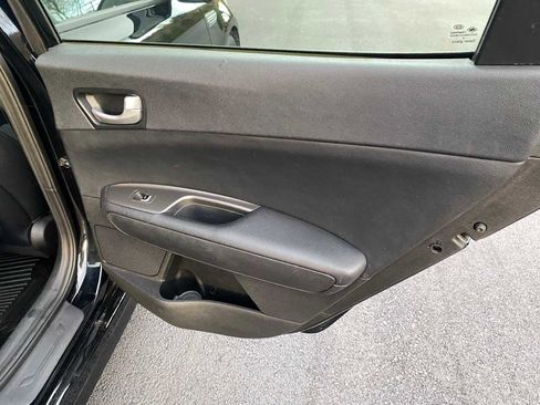 Used 2019 Kia Optima S image 37
