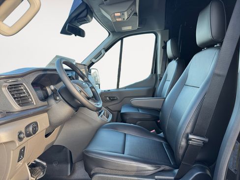 New 2026 Ford Transit 250 148 Medium Roof Extended AWD image 11