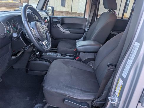 Used 2015 Jeep Wrangler Unlimited Sport w/ Quick Order Package 24S image 9