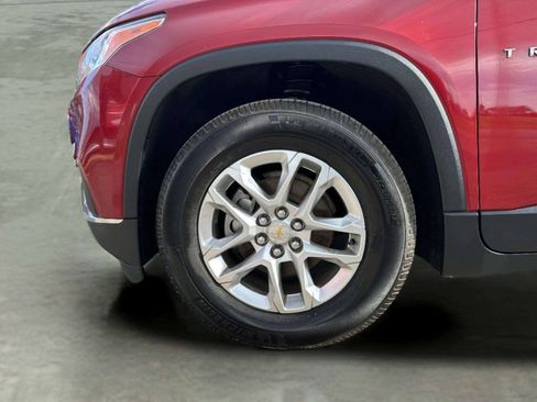 Used 2019 Chevrolet Traverse LT AWD/4WD image 37