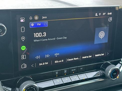 Used 2024 Chevrolet Colorado Trail Boss w/ Technology Package image 19