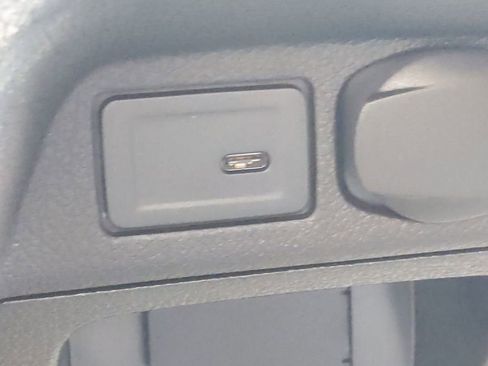 Used 2022 Mercedes-Benz Sprinter 2500 image 18