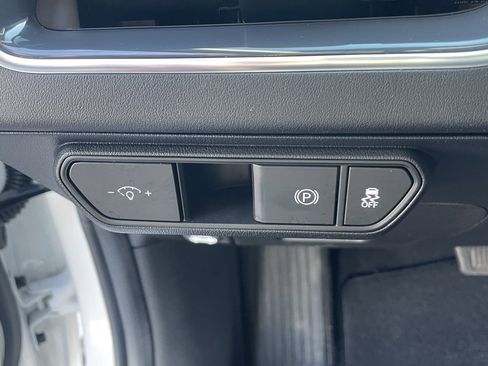 Certified 2025 Kia K4 EX image 10