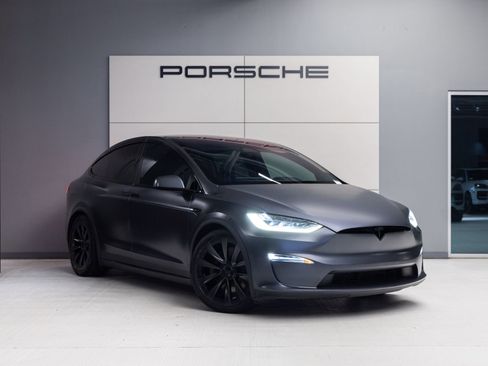 Used 2023 Tesla Model X Plaid AWD/4WD image 9