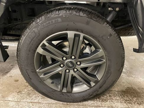 Used 2022 Ford F150 XLT w/ Equipment Group 302A High AWD/4WD image 10