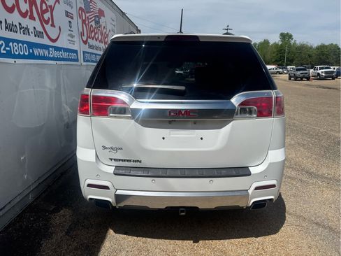 Used 2015 GMC Terrain Denali w/ Cargo Package image 4