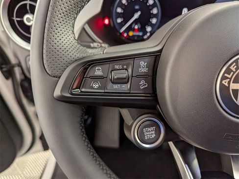 New 2025 Alfa Romeo Stelvio Sprint w/ Convenience Package image 20