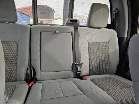 Used 2016 Ford F250 XLT w/ XLT Premium Package image 16