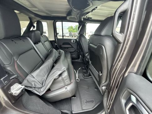 New 2025 Jeep Wrangler Rubicon image 15