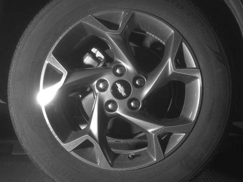 Used 2025 Chevrolet Trax LT FWD image 15