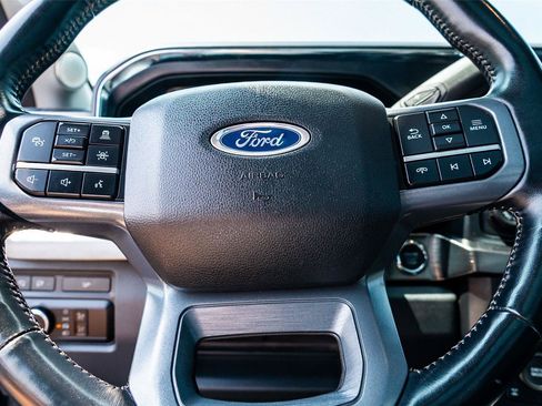 Used 2023 Ford F250 Lariat w/ Lariat Ultimate Package AWD/4WD image 8