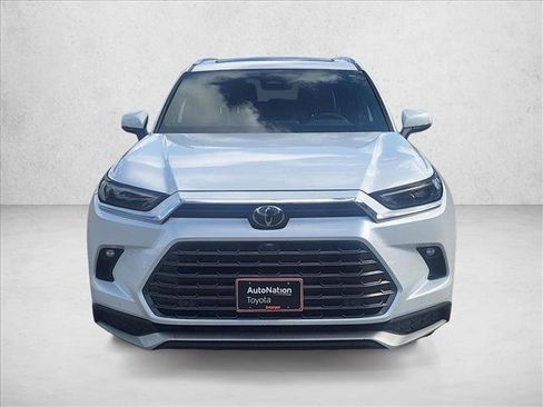 Certified 2025 Toyota Grand Highlander AWD Hybrid image 2