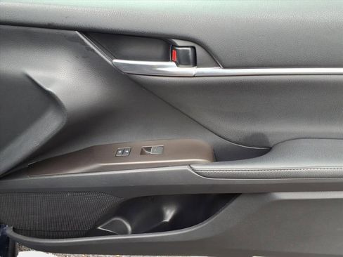 Used 2021 Toyota Camry XSE image 20