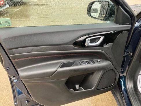 New 2026 Jeep Compass Trailhawk AWD/4WD image 9