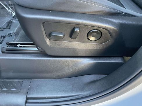 Used 2025 Chevrolet Silverado 1500 Custom Trail Boss image 30