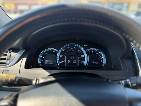 Used 2012 Toyota Camry XLE w/ Leather Pkg FWD image 22