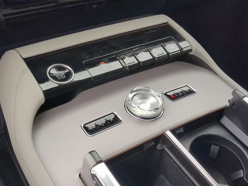 New 2026 Lincoln Navigator L Reserve image 19