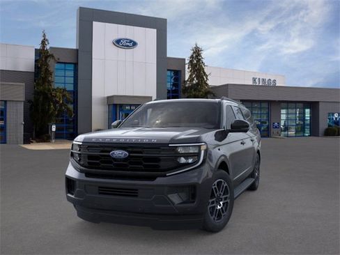 New 2025 Ford Expedition Max Active image 2