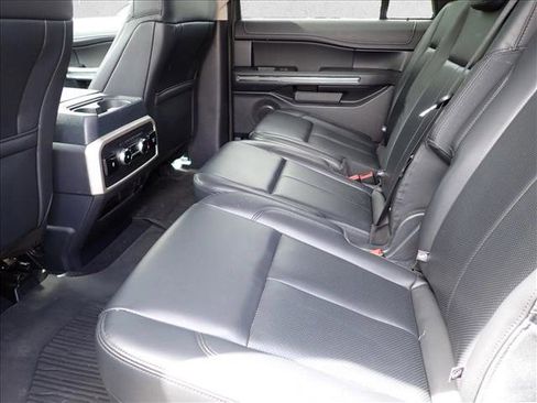 Used 2024 Ford Expedition Max XLT AWD/4WD image 7
