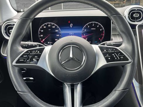 Used 2023 Mercedes-Benz GLC 300 4MATIC image 39