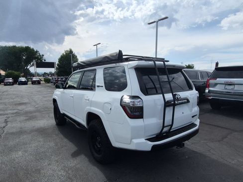Certified 2018 Toyota 4Runner TRD Pro AWD/4WD image 5