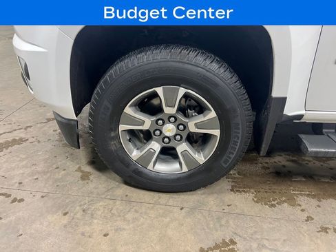 Used 2017 Chevrolet Colorado Z71 image 9