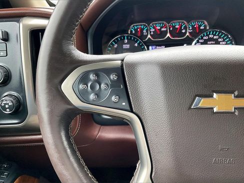 Used 2017 Chevrolet Silverado 1500 High Country image 19