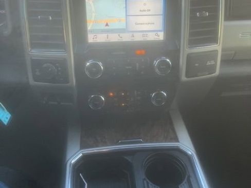 Used 2019 Ford F350 Lariat image 7
