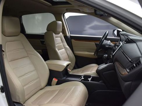 Used 2019 Honda CR-V Touring image 12
