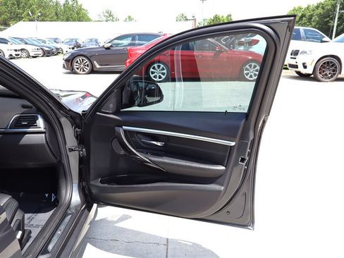 Used 2018 BMW 340i Sedan RWD image 37