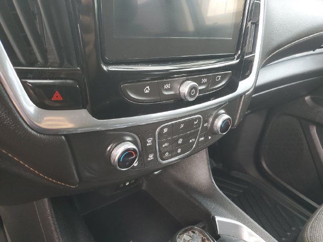 Used 2020 Chevrolet Traverse LT AWD/4WD image 16