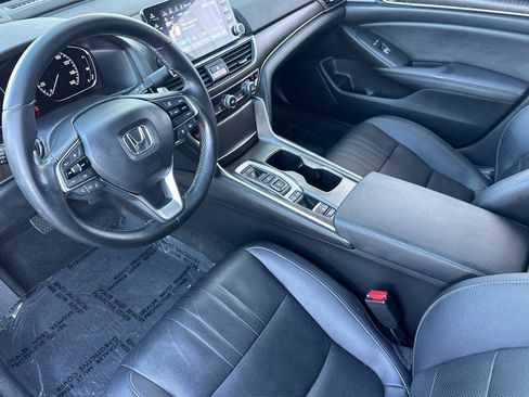 Certified 2020 Honda Accord Touring image 9