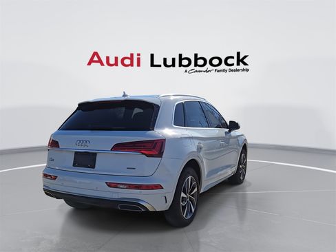 Certified 2024 Audi Q5 2.0T Premium w/ Convenience Package image 8