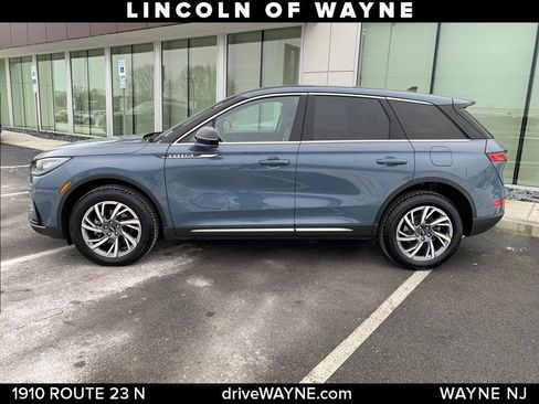 Certified 2023 Lincoln Corsair AWD w/ Equipment Group 101A image 2