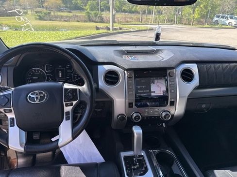Used 2018 Toyota Tundra Platinum image 12