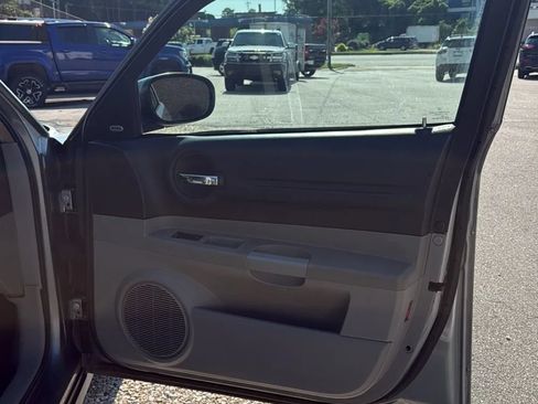 Used 2006 Dodge Magnum R/T RWD image 14