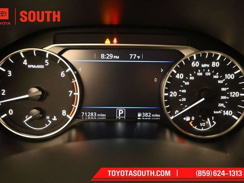 Used 2024 Nissan Altima 2.5 SV FWD image 12