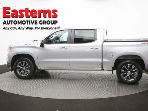 Used 2022 Chevrolet Silverado 1500 LT AWD/4WD image 63