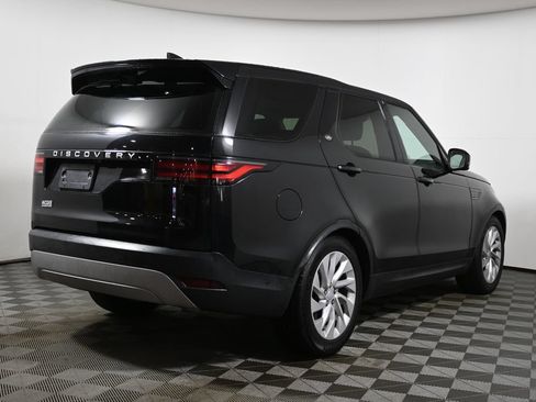 Used 2024 Land Rover Discovery S AWD/4WD image 36