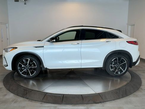 Certified 2023 INFINITI QX55 Luxe w/ Cargo Package image 4