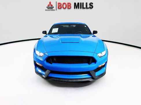 Used 2017 Ford Mustang Shelby GT350 w/ Electronics Package RWD image 2