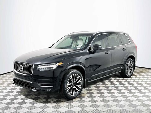 Used 2020 Volvo XC90 T5 Momentum w/ Protection Package Premier FWD image 3